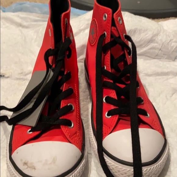 Shoes - Picture 4 of 7